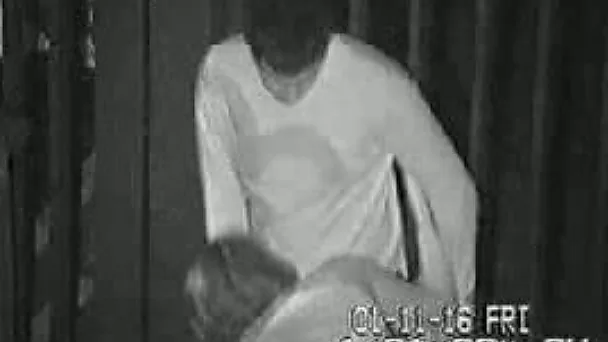 Lucky dude gets a blowjob in the dark alley over the night club