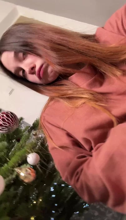 Stehst du auf Mädchen von 2007? Ich bin nämlich gerade erst volljährig geworden.