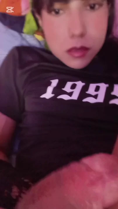 Я так одержима тем, чтобы покрыть своё лицо своей спермой