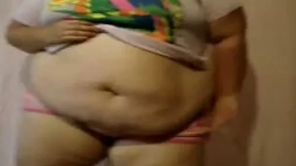 Disgusting obese harlot tries to dance for me on webcam