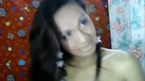 Cute brown skin brunette babe and her nice dick on webcam