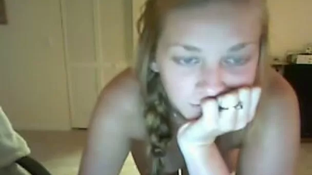 Asstastic blonde bitch teases me with her hot curves