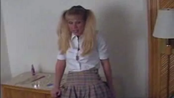 Slutty mature blondie dresses like a college chick and sucks my dick
