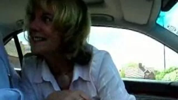 Mature office worker woman treats me with blowjob in car