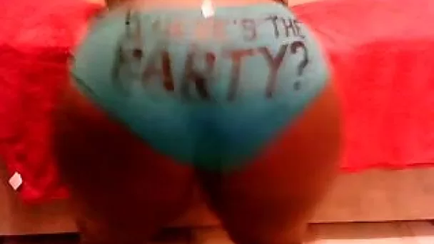 The big fat brown skin booty wants to go to the party