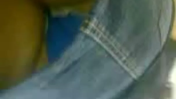 This sexy chick in sexy miniskirt definitely caught my attention