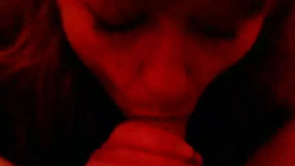 47 years old brunette wife of my boss gives me some head