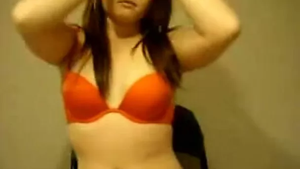 My sexy girlfriend with well-developed boobs puts on a good show for me