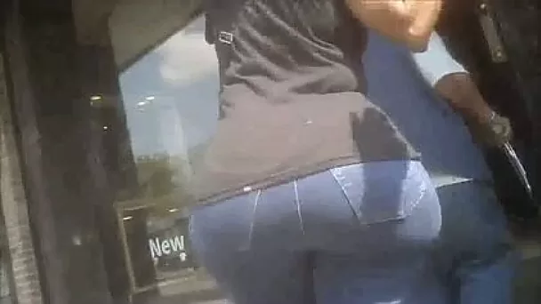 Following big booties on the streets with camera
