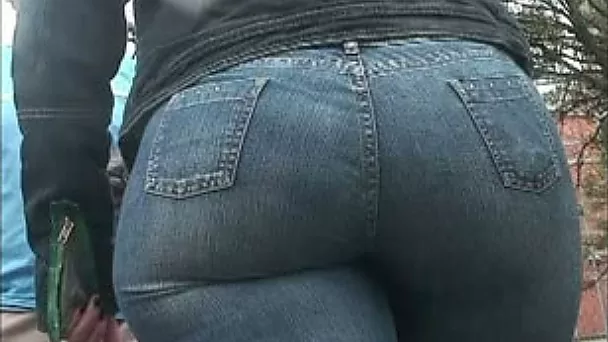 Sexy amateur females with magnificent booties and tits