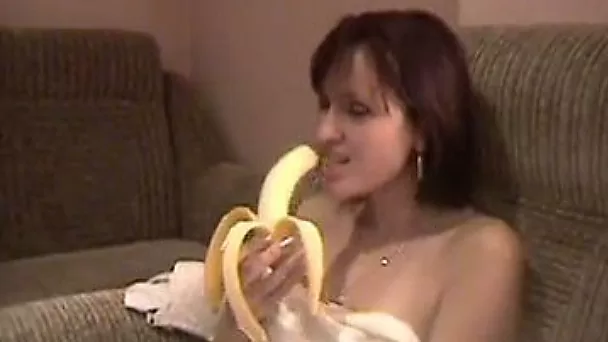 Amateur Russian redhead hooker serves her pussy for a doggyfuck