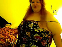 Filthy white SSBBW bitch on webcam in her bedroom dancing