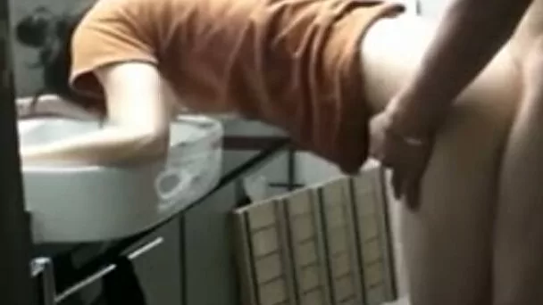 Curvy chick on amazing homemade sex tape with my friend