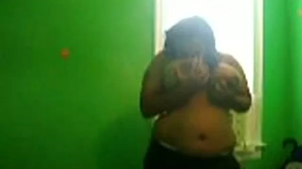 Check out my huge natural knockers and I will dance for you
