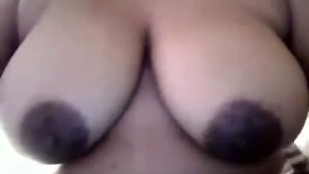 Chubby ebony bitch maturbates her ugly twat in webcam solo clip