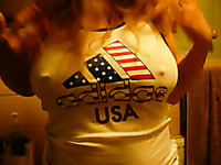 Great American titties of a chubby white blonde girl