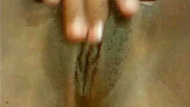 Awesome Colombian pussy all shaved and clean for masturbation