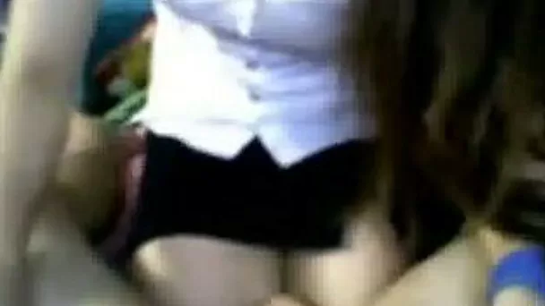 My pretty looking Thai girlfriend loves missionary position