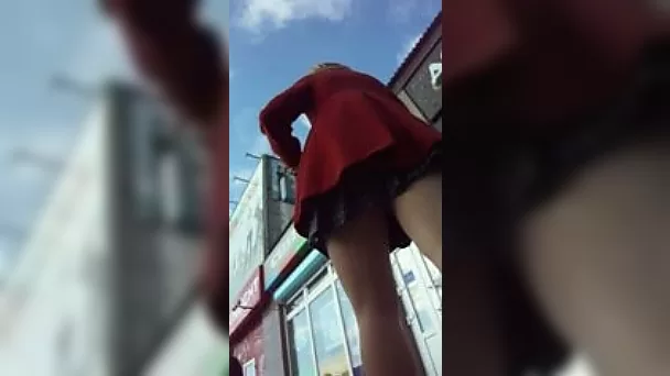 Hot chick caught my attention so I took this upskirt video