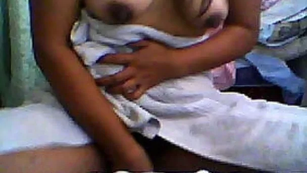 Busty Malaysian bitch fingers her snatch in webcam solo clip