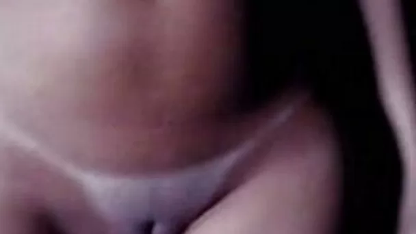 Tanned blonde demonstrates her body in homemade solo clip