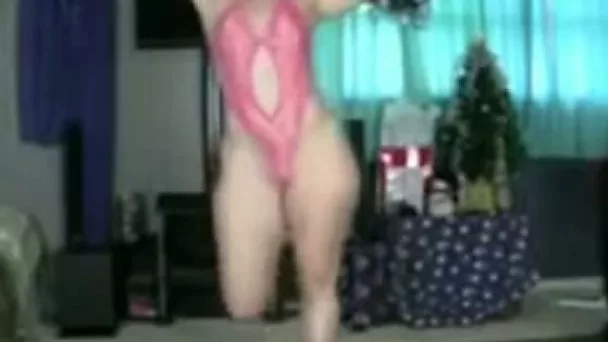 My sizzling hot GF shakes her precious big booty like a pro