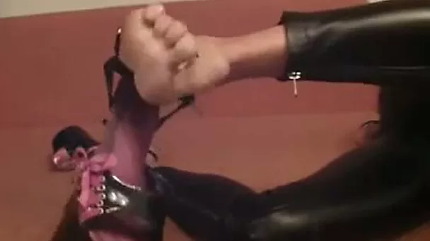 My hot GF looks very tempting in her tight leather pants and high heels