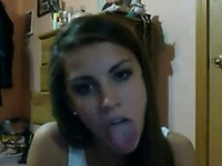I love my job as a webcam model and I love showing off my long tongue