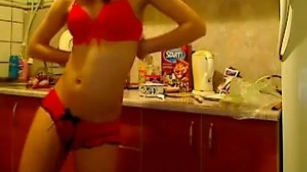Amateur teen demonstrates her slim body for the camera