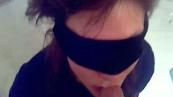 My shameless girlfriend can suck my dick while being blindfolded