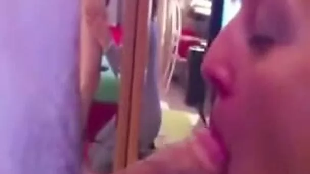 Homemade sex video with an amateur slut sucking a prick