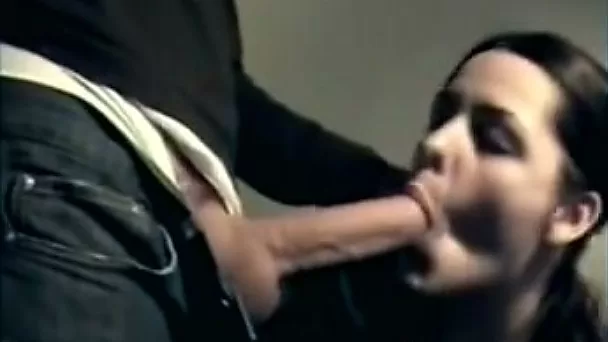 Amateur teen chick gets face-fucked and enjoys it a lot