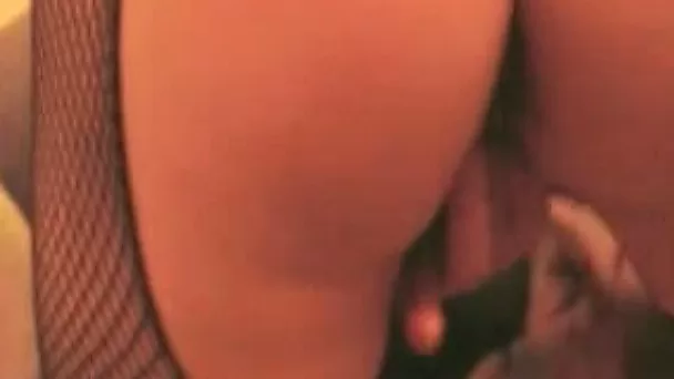 My housewife tears apart her pantyhose and masturbates