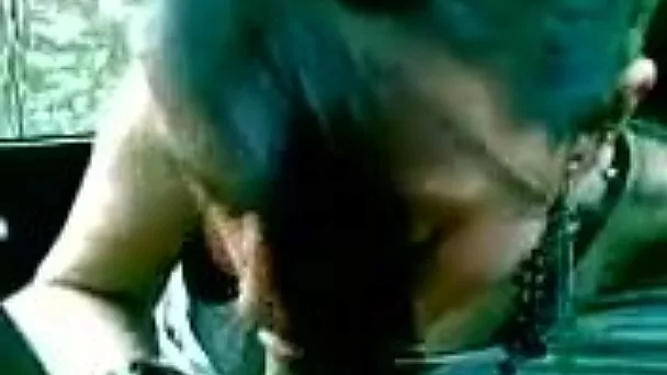 My unbelievably hungry girlfriend knows how to give a good head