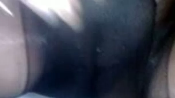 Soaking wet amateur pussy of a milf very closeup on webcam
