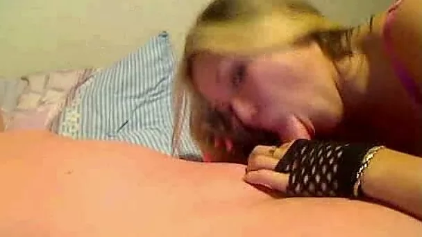 Stunning blonde girlfriend giving me nice head on cam