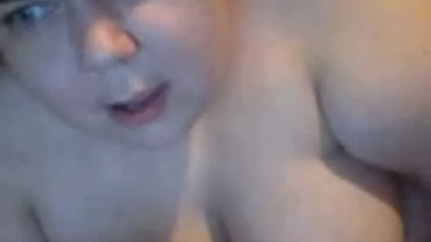 Playful white BBW lady on webcam shows her freaky pussy