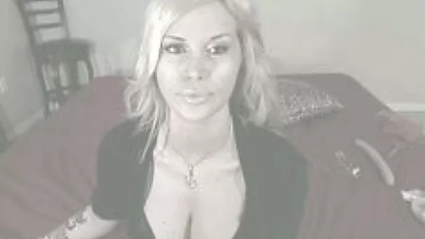Just a blonde busty girlfriend wants to show off her skills