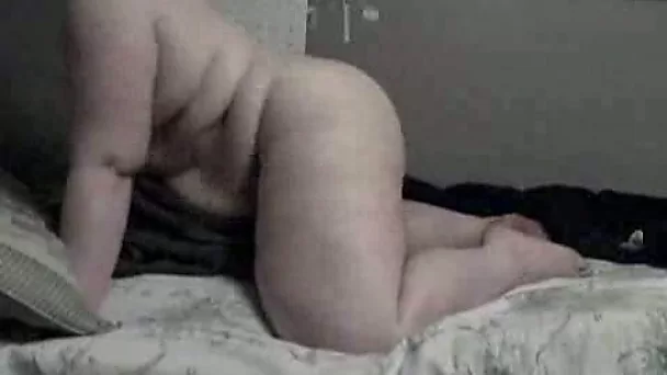 Wild BBW wife jiggles with her fat curves humping on pillow