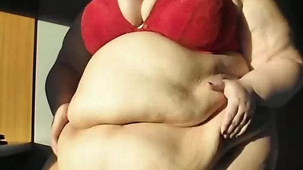 If you are an ass & belly man then this video is for you