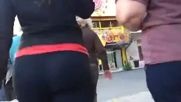 This beautiful Argentinian girl in black leggings is driving me crazy