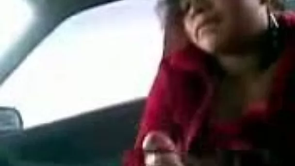 Quick blowjob from latina sexy bimbo in my car on cam