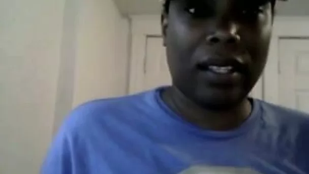 Fat ebony whore is fucking her wet muff with her dildo