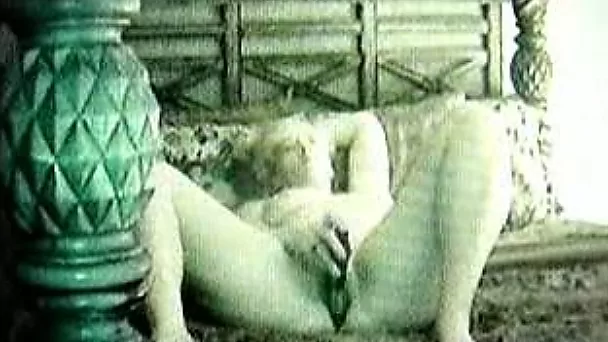 Homemade video of my mature blonde wife dildoing her cunt