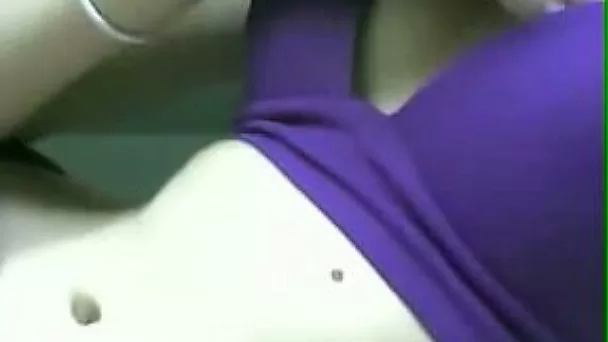 Dutch webcam model shows me what her pussy looks like