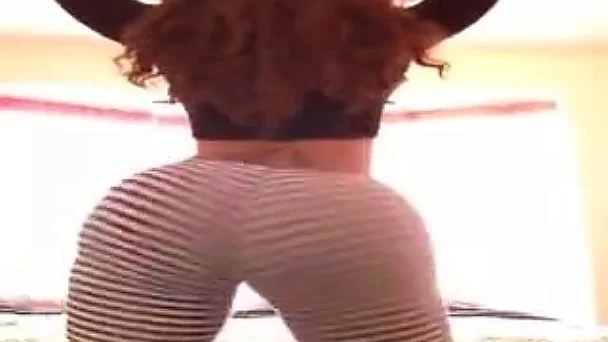 Deliciously sweet GF just loves shaking her plump booty on camera