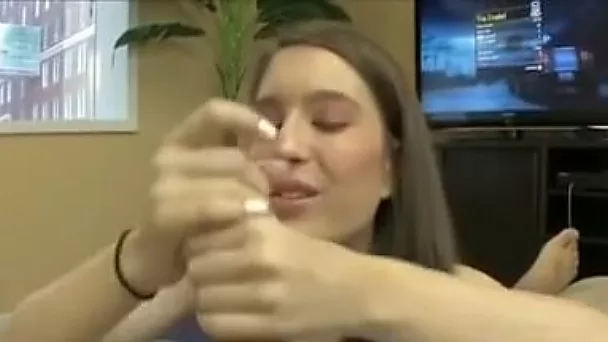 Slim dark-haired chick manages to milk a dick dry in POV clip