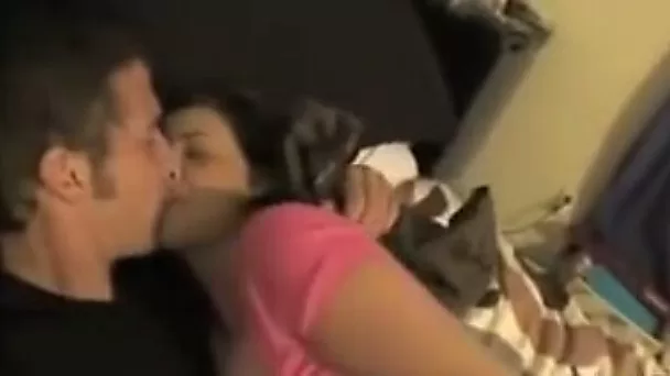Sizzling amateur girl works on a dick before taking it in her pussy