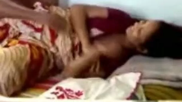 Skanky Indian chick gets dominated in missionary position