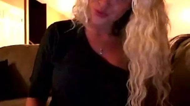 Big breasted webcam charmer tickles her pussy with her vibrator